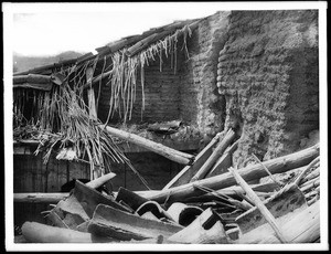 Detail of tile roof laid on tule reeds at Mission San Antonio de Padua, ca.1904