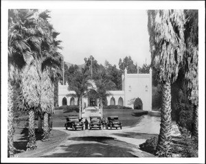 Residence of developer Leslie C. Brand, in Glendale, California, ca.1915