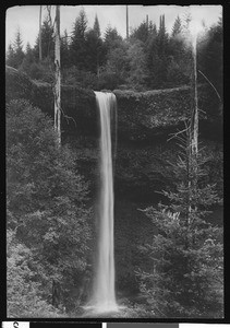 Waterfall in Oregon