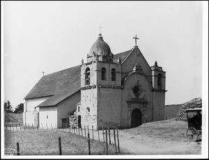 Corner view of Mission San Carlos del Carmelo, from the southeast, 1903