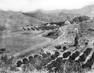 Home of Henry Claussen on Beachwood Drive in Hollywood, California, ca.1905