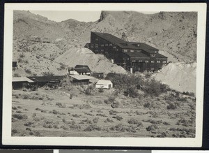 View of what appears to be a mining community, ca.1900