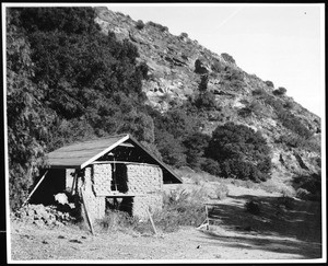 Remains of an adobe mill in the Arroyo Hondo located on the Rancho El Refugio del Ortegas, September 5, 1937