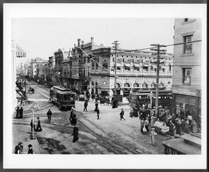 View of the intersection of Colorado Boulevard and Fair Oaks Avenue looking east, Pasadena, ca.1910