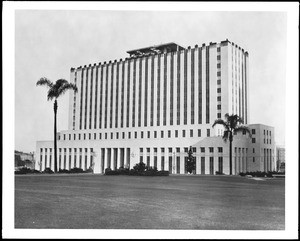 Exterior view of the Federal Building and Post Office, Los Angeles, ca.1939