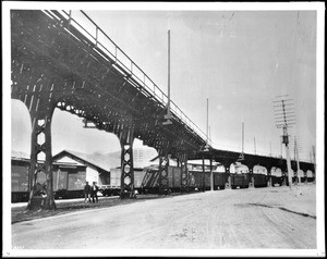 Cable line built on elevated tracks on San Fernando Street, ca.1899