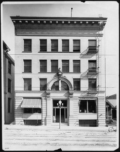 Exterior of the Blanchard Music Hall and art gallery, Hill Street entrance, 1910