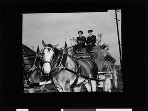 Horse-drawn wagon at Anheuser-Busch's Budweiser groundbreaking, Van Nuys, 1952