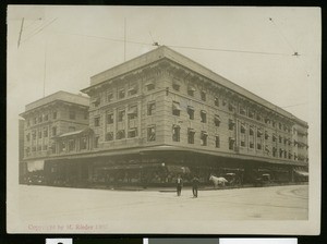 Exterior view of the Forsyth Block Building in Fresno, ca.1910