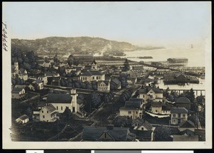 A view of a harbor area in Astoria, Oregon