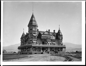 Hotel in Beaumont, Cca.1895