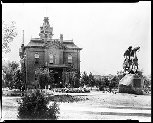 Exterior view of the courthouse in Prescott, Arizona, 1890-1920