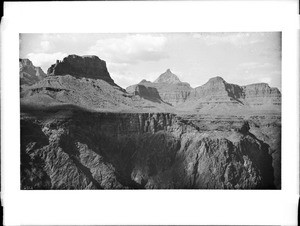 Greshnas Palace from Grand View Plateau, Grand Canyon