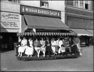 Electric sidewalk car in Venice, ca.1920