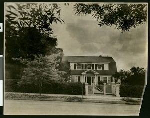 Monrovia residence, perhaps belonging to Henry Waterman, ca.1920