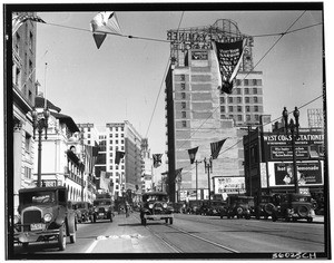 Broadway decorated for Foreign Trade Week, Los Angeles, February 1932