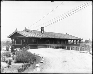 Exterior view of the Victoria Club in Riverside, ca.1910