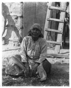 Coahuilla Indian woman at Torres, east of Palm Springs