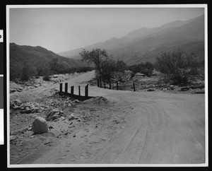 View of a desert road between Julian and Borrego, ca.1939