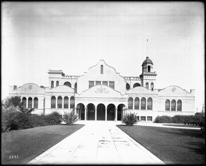 Building at Riverside High School, ca.1910