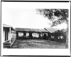 Group of unidentified buildings in Santa Barbara