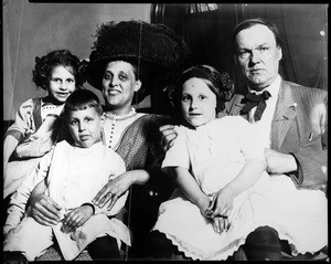 Mrs. Ortie McManigal with Clarence Darrow, 1910-1919