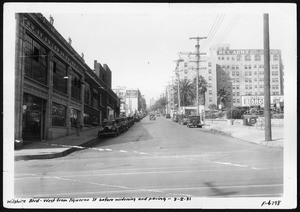 View of Wilshire Boulevard west from Figueroa Street before widening and paving, 1931