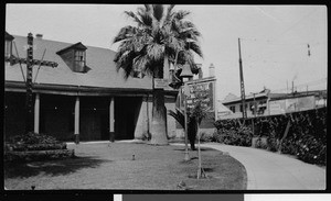 Exterior view of the Plaza Church and the courtyard, Los Angeles, ca.1900-1909