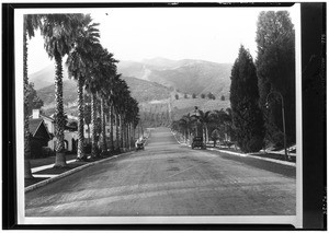 Wide residential street in Glendale