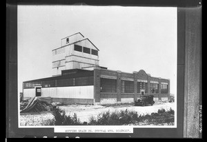 Exterior view of the Huffine Grain Company in the Central Manufacturing District