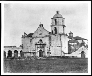 Exterior view of the Mission San Luis Rey, showing the main front entrance, before 1875