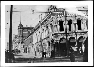 Temple Street looking west from Main Street, showing the Downey Block being demolished, ca.1905