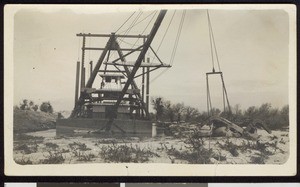 Large piece of machinery, possibly used for flood control, ca.1910