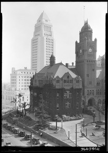 View of Los Angeles City Hall from Broadway and Temple Street, ca.1930