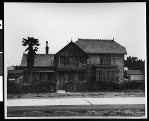 Exterior view of Cayucos, Captain Cass' home, San Luis Obispo County, ca.1938