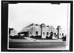 Exterior view of the Anaheim Orange and Lemon Association packing house, 1928