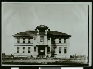 Exterior view of Huntington Beach Grammar School, ca.1908