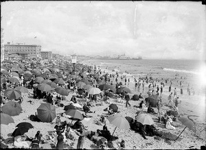 Ocean Park Beach in Santa Monica crowded with bathers, ca.1910