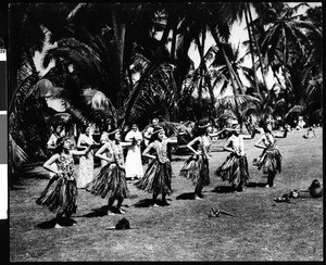 Hawaiian native dancers, Hawaii