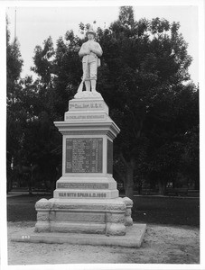 Monument to the Seventh Regiment (Spanish American War) in Pershing Square, Los Angeles