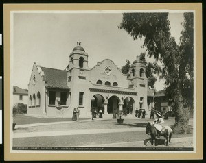 Exterior view of the Carnegie Public Library, Riverside, ca.1903