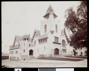 Exterior view of Pasadena's First Baptist Church, ca.1900