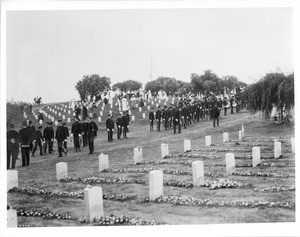 Cemetery at the Santa Monica Soldiers' Home in Sawtelle decorated for Memorial Day, ca.1905