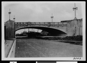 View of the Fourth Street Viaduct crossing over a road in Los Angeles