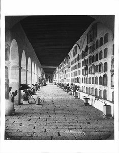 Crypt of a cemetery at Oaseaca (Oseaca?, Oaxaca?), Mexico, ca.1900