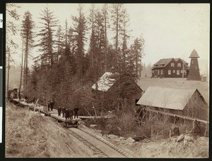 Railroad on the East side of the Hood River, Oregon