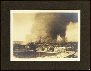 Fire approaching the residential district of San Francisco, viewed from Market Street and 14th Street, 1906