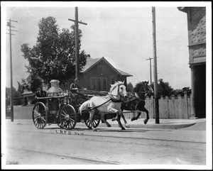 Los Angels Fire Department's Company 14 horse-drawn fire engine, ca.1910