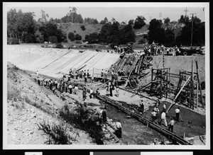 Slauson Avenue storm drain construction, showing work on wall panels