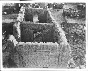 Bird's-eye view of the ruins of adobe structures on the Lugo Ranch, East Washington Boulevard and the Los Angeles River, 1926